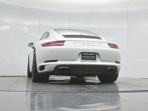 Used 2017 Porsche 911 Carrera RWD image 45