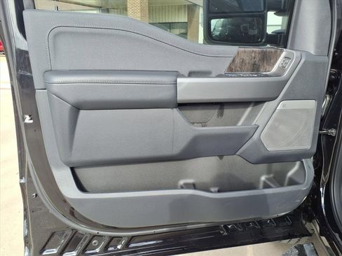 New 2026 Ford F250 Lariat w/ Lariat Premium Package image 23