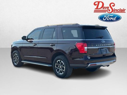 Used 2023 Ford Expedition XLT AWD/4WD image 9