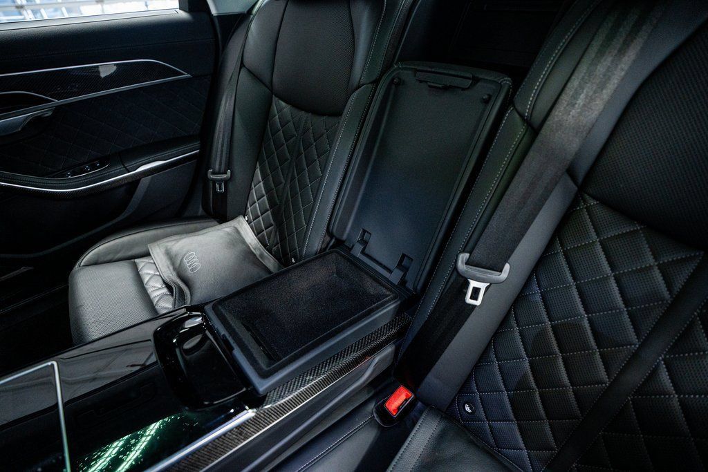 Used 2023 Audi S8 AWD/4WD image 59