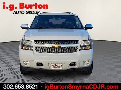 Used 2014 Chevrolet Suburban LT w/ All-Star Edition image 2