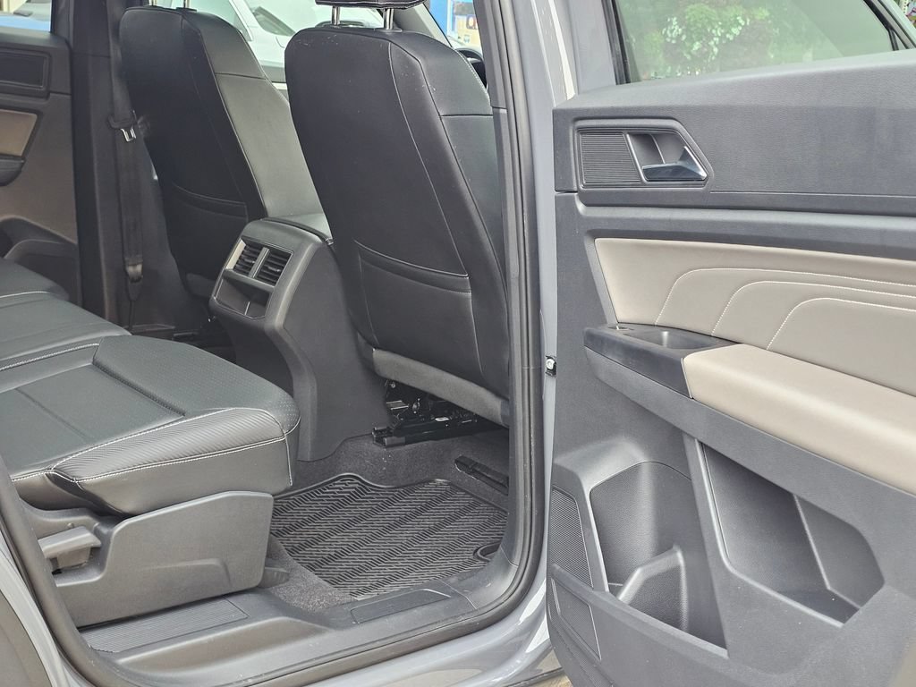Used 2021 Volkswagen Atlas Cross Sport SE w/ Panoramic Sunroof Package AWD/4WD image 14