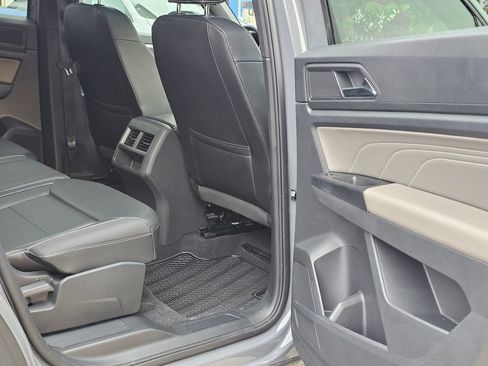 Used 2021 Volkswagen Atlas Cross Sport SE w/ Panoramic Sunroof Package AWD/4WD image 14