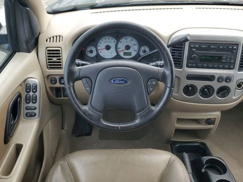 Used 2003 Ford Escape XLT image 13
