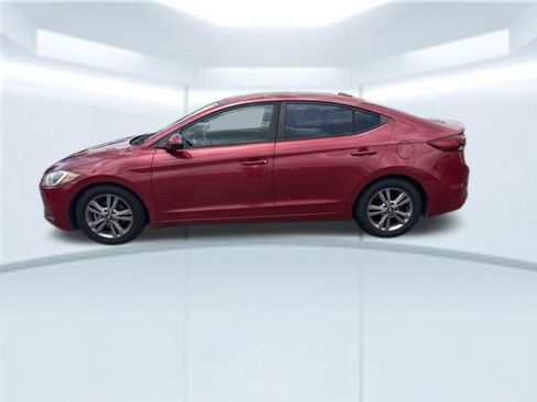 Used 2017 Hyundai Elantra SE FWD image 10