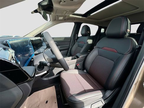 New 2026 Nissan Kicks SR image 20