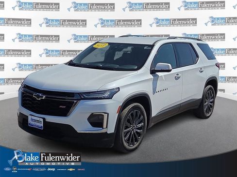 Used 2023 Chevrolet Traverse RS AWD/4WD image 1