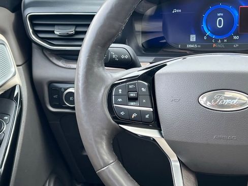 Certified 2022 Ford Explorer Platinum w/ Equipment Group 601A image 22