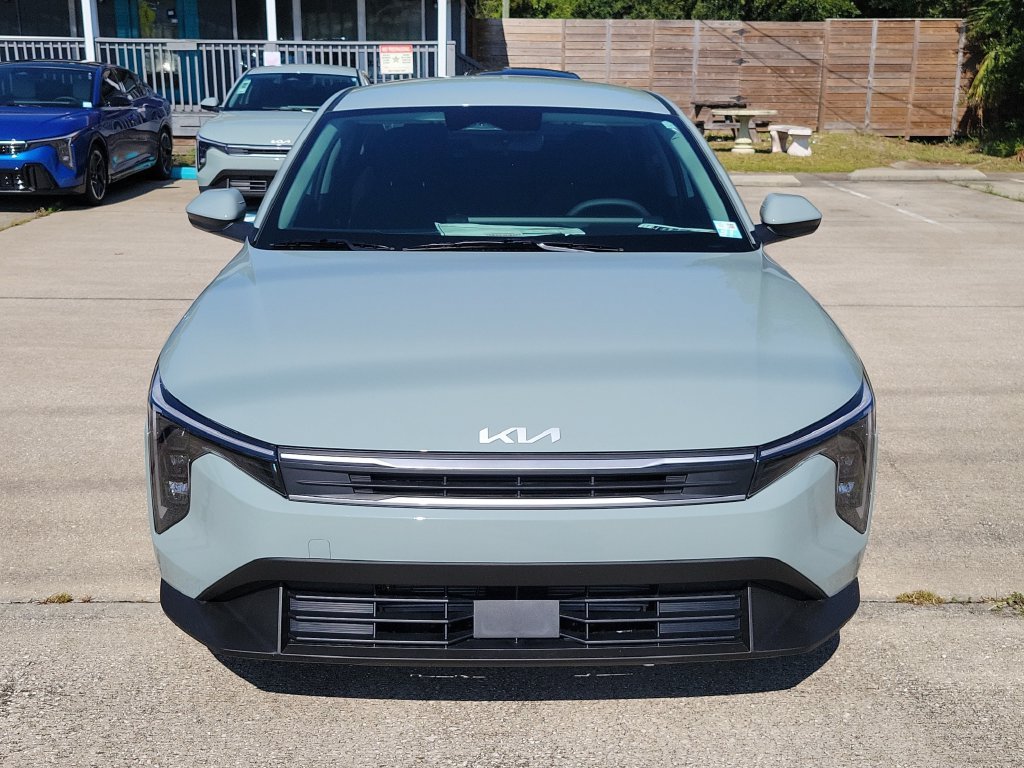 New 2026 Kia K4 FWD image 2