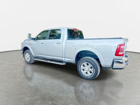Used 2022 RAM 2500 Laramie AWD/4WD image 6