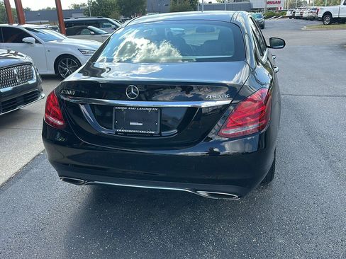 Used 2015 Mercedes-Benz C 300 4MATIC Sedan image 4