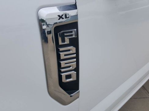 Used 2022 Ford F250 XL w/ Power Equipment Group AWD/4WD image 22