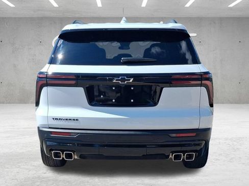 Used 2024 Chevrolet Traverse LT w/ Midnight/Sport Edition FWD image 19