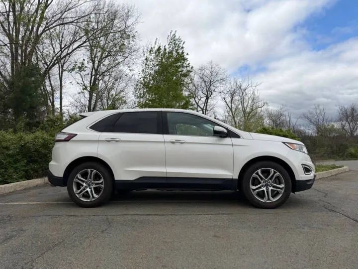 Used 2016 Ford Edge Titanium w/ Equipment Group 302A AWD/4WD image 5