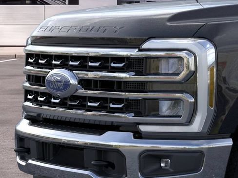 New 2026 Ford F350 XLT w/ XLT Premium Package AWD/4WD image 17