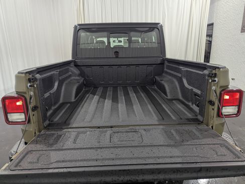 New 2026 Jeep Gladiator Sport image 11