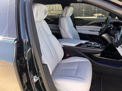 New 2026 Cadillac Lyriq Signature Luxury image 22