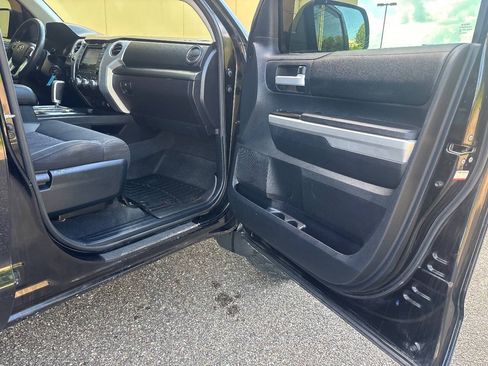 Used 2014 Toyota Tundra SR5 AWD/4WD image 24