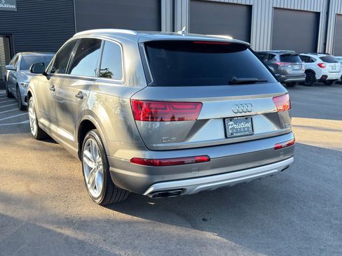 Used 2017 Audi Q7 3.0T Prestige image 5