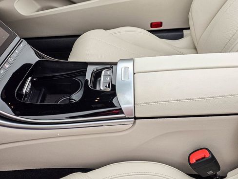 New 2026 Mercedes-Benz CLE 300 4MATIC Cabriolet image 14