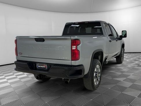 Certified 2026 Chevrolet Silverado 2500 Custom w/ Custom Convenience Package AWD/4WD image 4