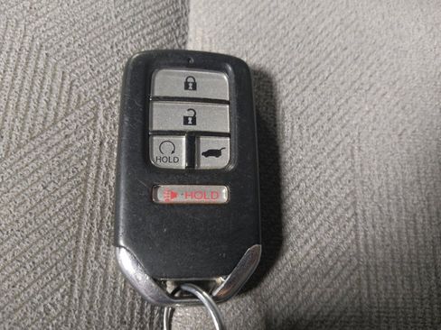 Used 2019 Honda Pilot EX image 32