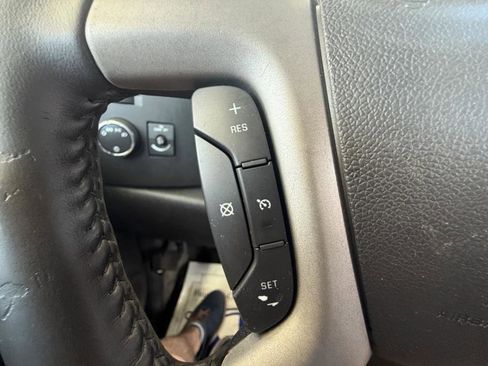 Used 2009 Chevrolet Silverado 1500 LT w/ Regional Value Package image 26
