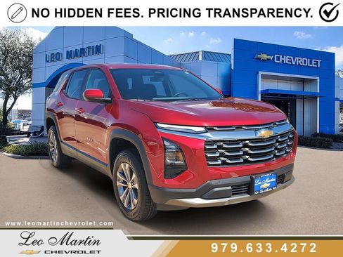 New 2026 Chevrolet Equinox LT FWD image 2