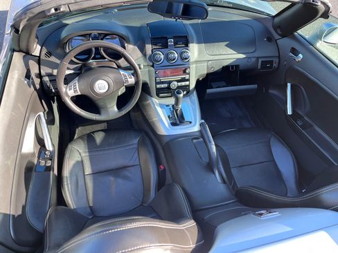 Used 2008 Saturn Sky w/ Premium Trim Package RWD image 19