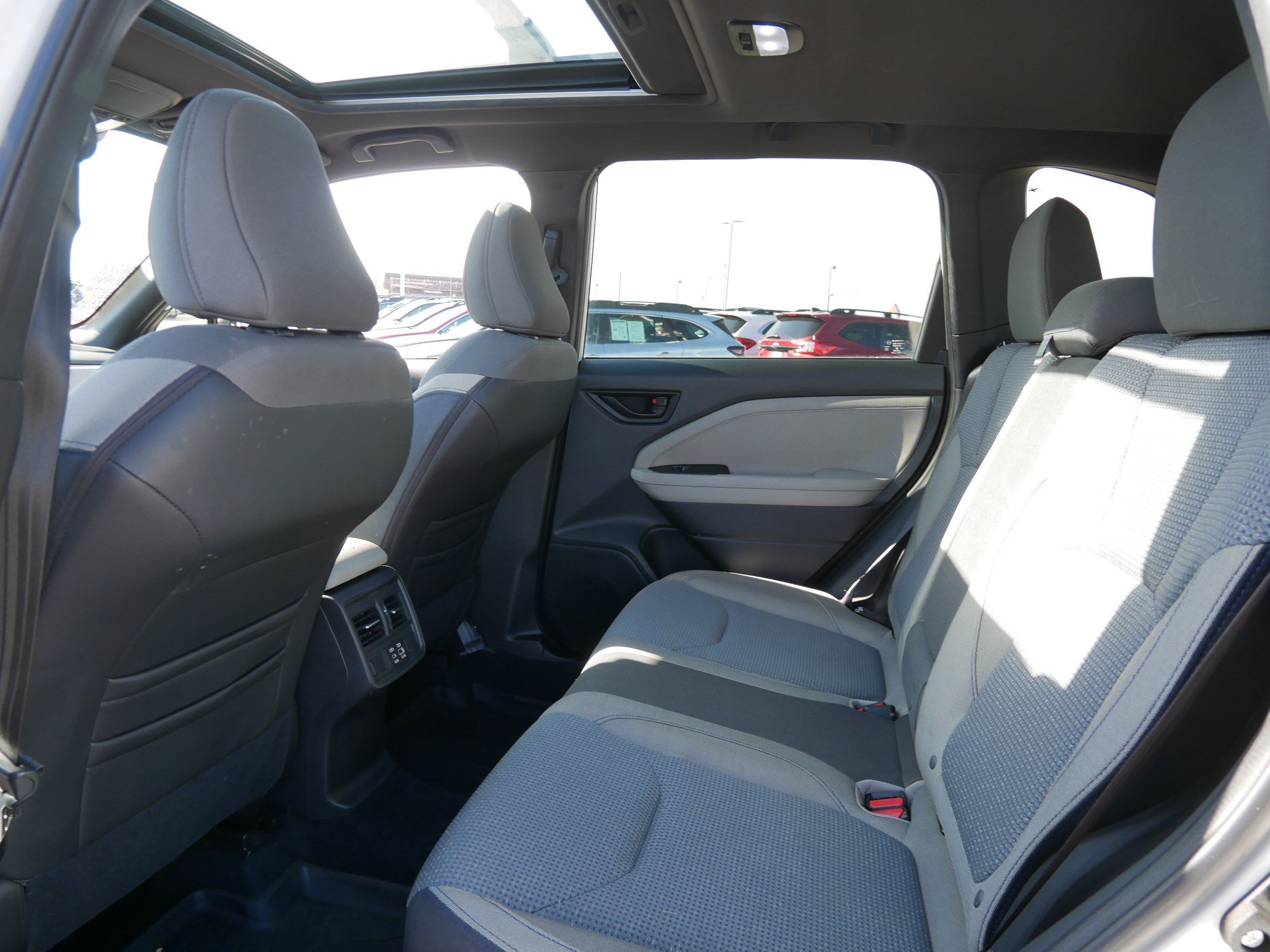 Certified 2025 Subaru Forester Premium AWD/4WD image 24