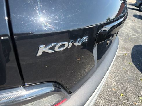 Used 2023 Hyundai Kona SEL w/ Cargo Package AWD/4WD image 10