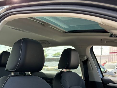 New 2026 Volkswagen Jetta SE FWD image 7