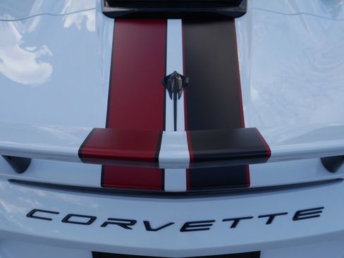 New 2026 Chevrolet Corvette Stingray Convertible w/ Z51 Performance Package RWD image 29