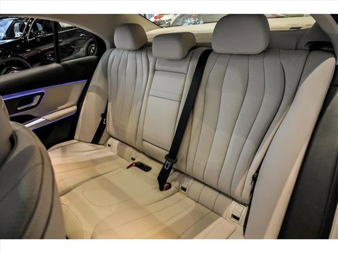 New 2026 Mercedes-Benz E 450 4MATIC Sedan image 9