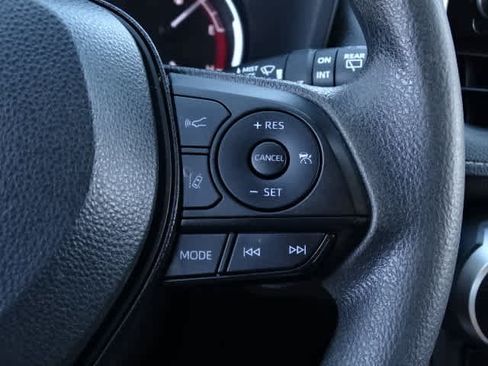 Used 2024 Toyota RAV4 XLE FWD image 36