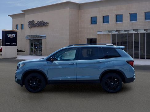 Used 2024 Honda Passport Black Edition image 5