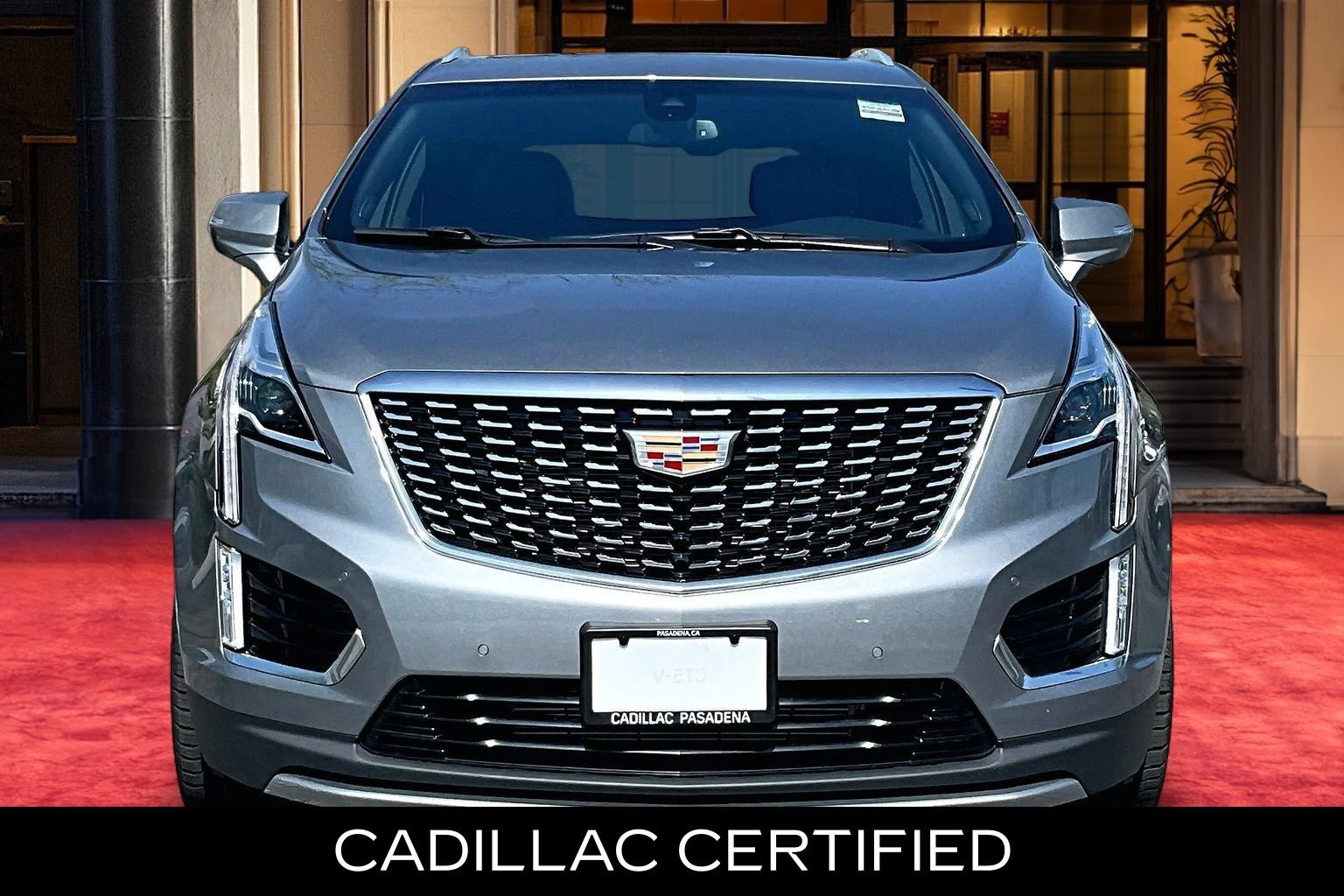 Certified 2024 Cadillac XT5 Premium Luxury FWD image 3
