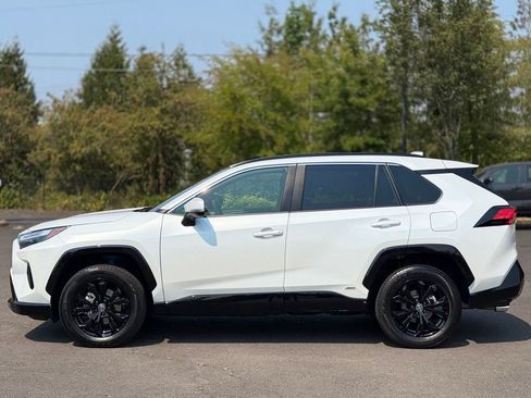 Certified 2024 Toyota RAV4 SE w/ Convenience Package AWD/4WD image 2