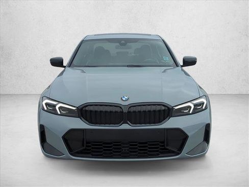 Used 2023 BMW 330i Sedan w/ M Sport Package image 2