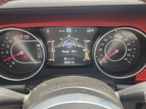 Used 2021 Jeep Wrangler Unlimited Rubicon AWD/4WD image 15