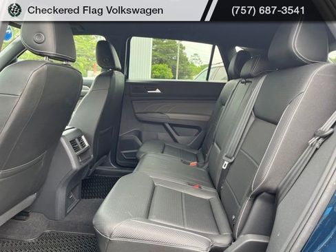 Used 2023 Volkswagen Atlas Cross Sport SE AWD/4WD image 26