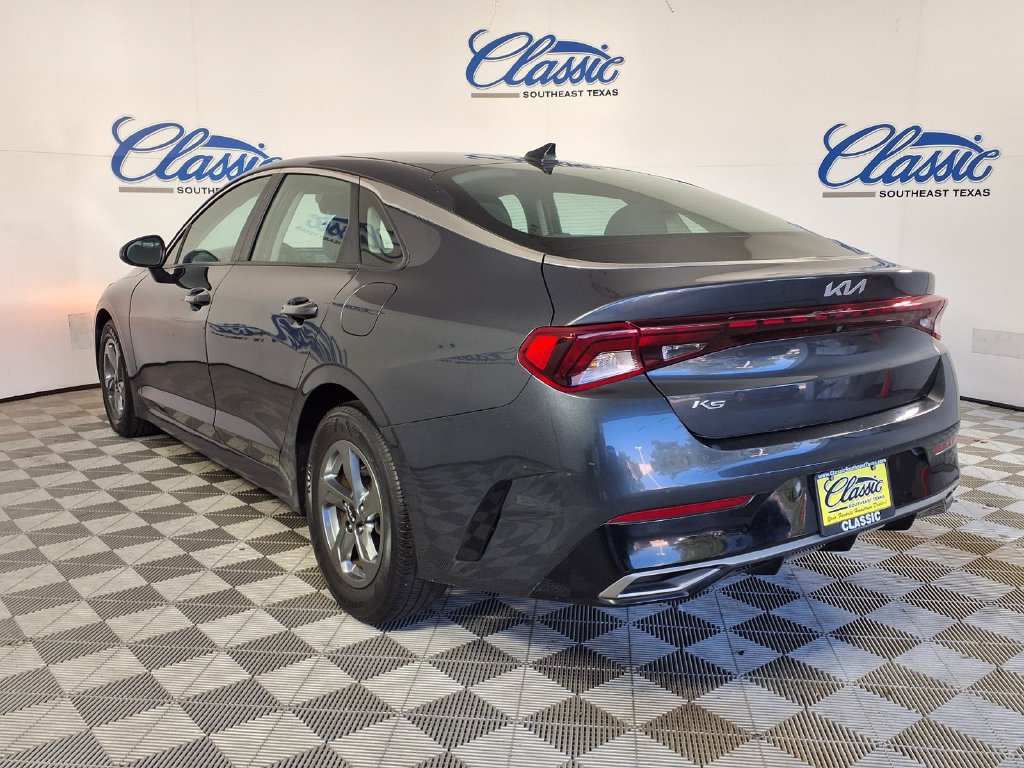 Used 2022 Kia K5 LXS FWD image 2