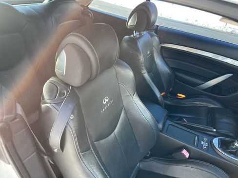 Used 2010 INFINITI G37 Sport image 23