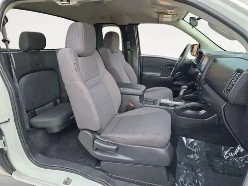 Used 2024 Nissan Frontier S w/ S Utility Package image 15