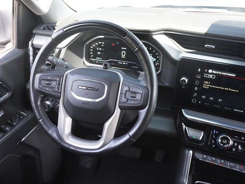 Used 2024 GMC Sierra 1500 Denali AWD/4WD image 41