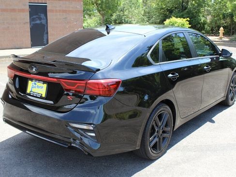 Used 2019 Kia Forte S w/ S Premium Package FWD image 4