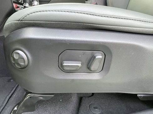 New 2025 Jeep Gladiator Mojave image 26