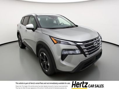 Used 2025 Nissan Rogue SV
