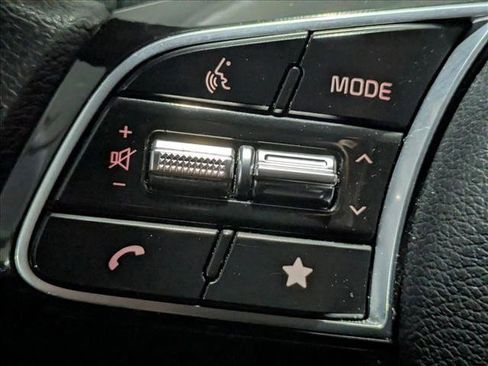 Used 2022 Kia Forte LXS image 18