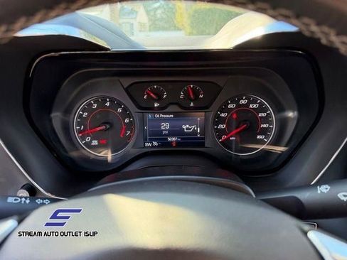 Used 2021 Chevrolet Camaro LT image 31